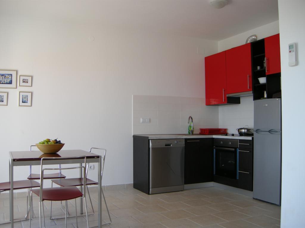 Domenica Apartments Račišće Habitación foto